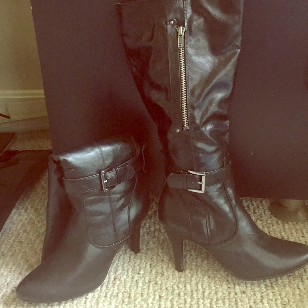 Mid- calf boots